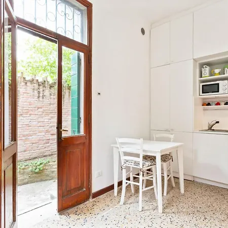 Santa Marta Studio Velence