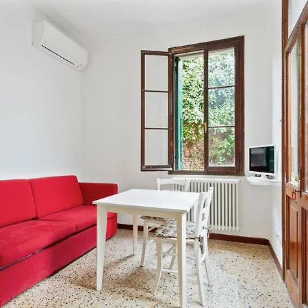 Apartment Santa Marta Studio *